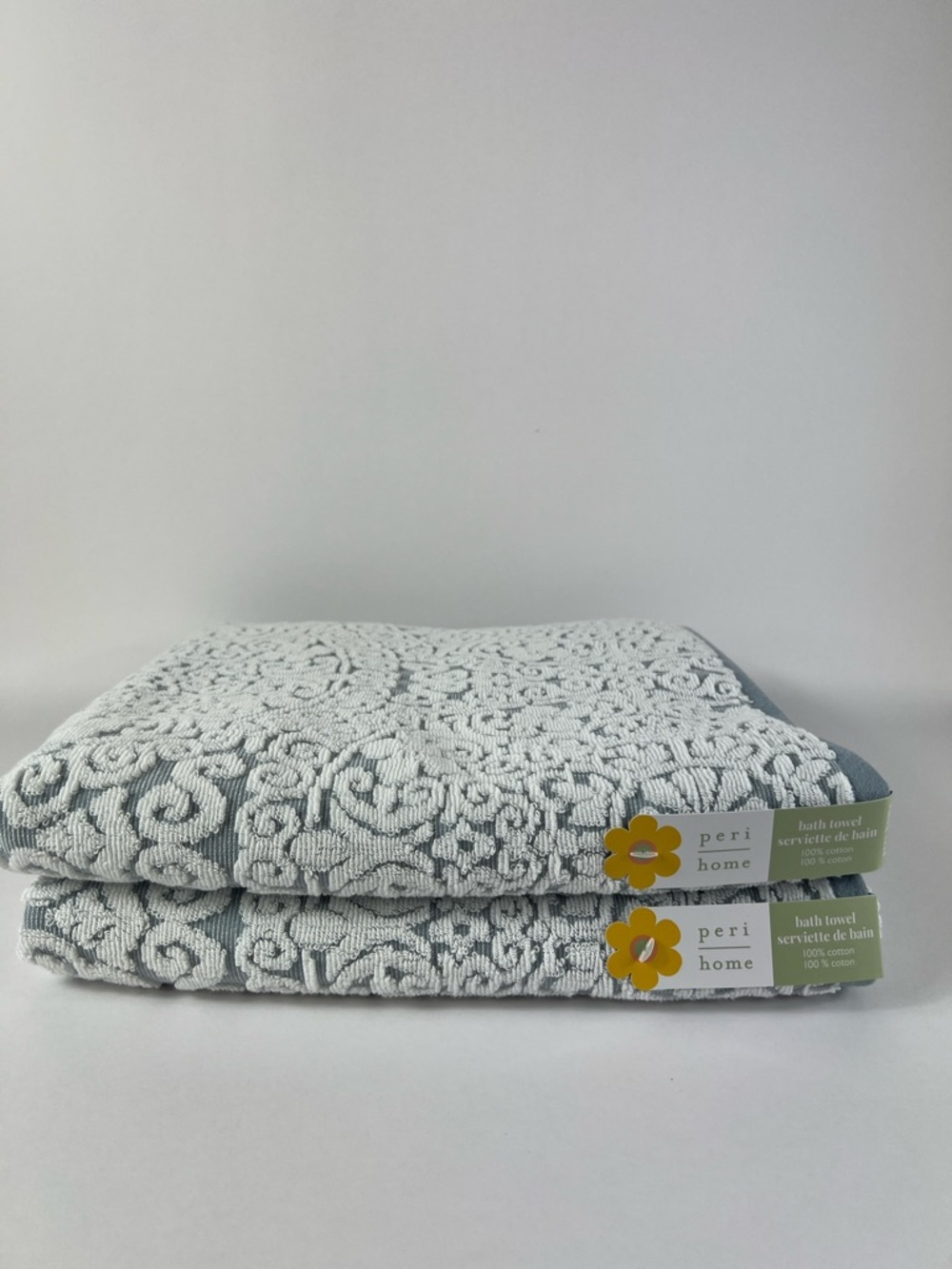 PERI HOME Bath Towels Blue White Bryce Scroll Pattern 100% Cotton Set of 2 NEW
